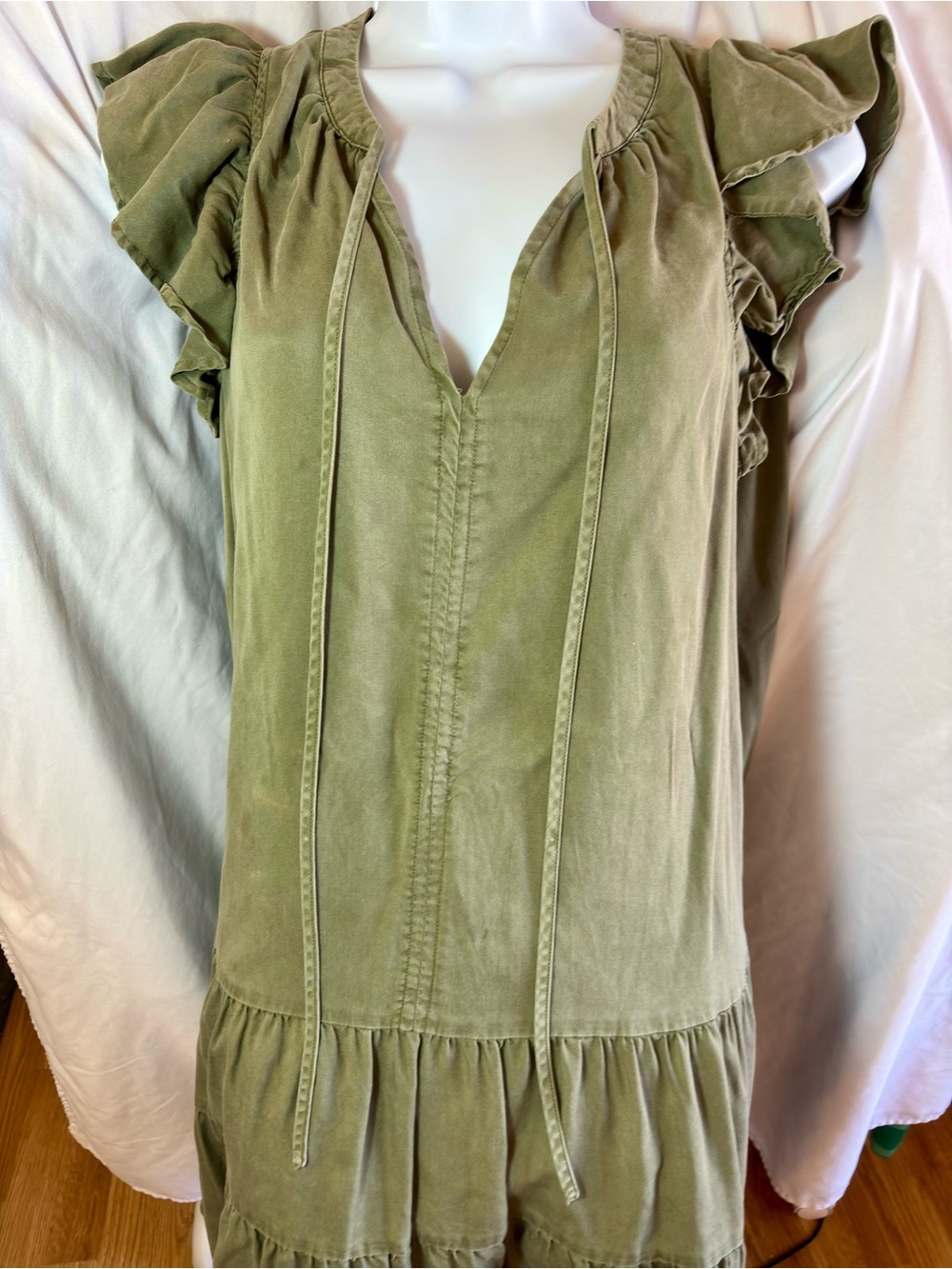 Knox Rose Olive Green Peasant baby doll dress relaxing silk fabric